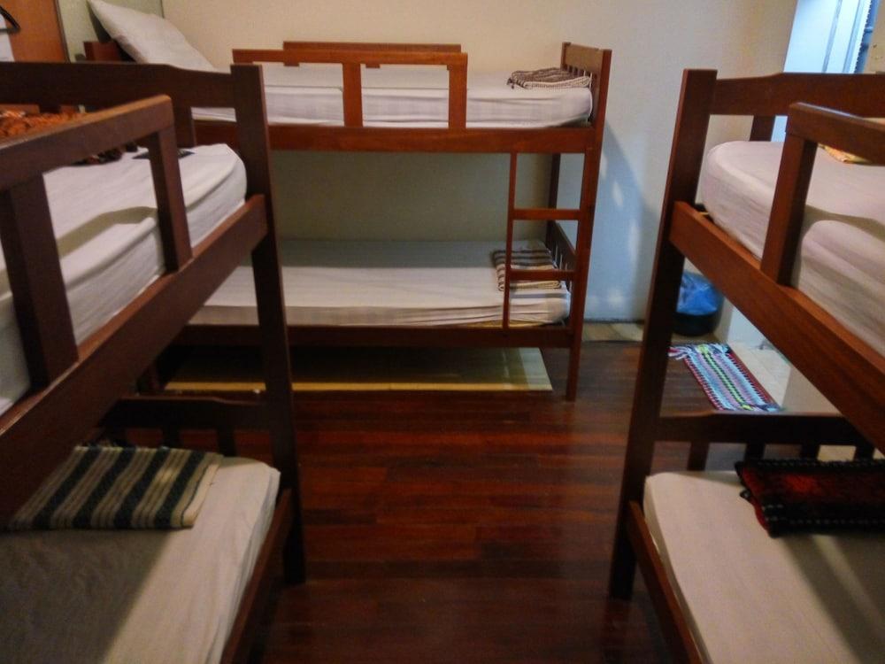 Discovery Youth Hostel Malacca Екстериор снимка